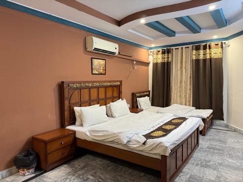 Bed, air conditioner