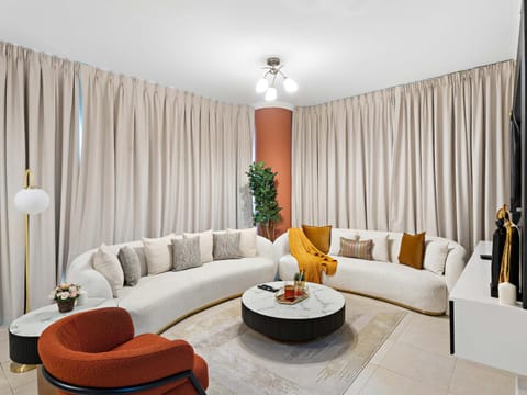 Charming and Vibrant Living 1BDR In Marina Quay Apartment in Dubai