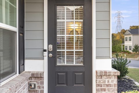 New Haven at Towne Square with Patio home House in Athens