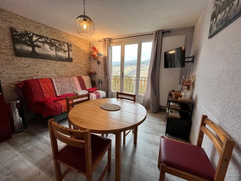 Appartement au cœur des sapins Apartment in Provence-Alpes-Côte d'Azur