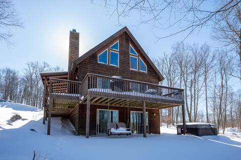 Dunshire Chalet House in Deep Creek Lake
