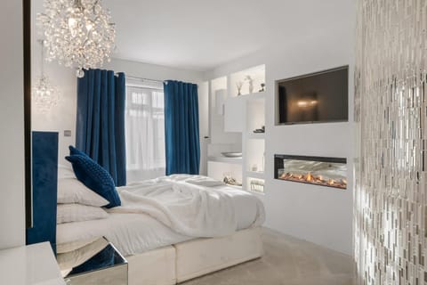 Spacious House - Pool Games Room Private Parking House in Dawlish