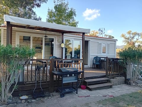 Mobile Home 36m2 House in La Roque-d'Anthéron
