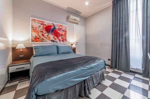 Bed, Photo of the whole room, Bedroom, air conditioner