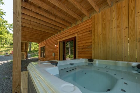 Fernwood Peak House in Deep Creek Lake