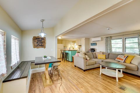 Ozarks Family Retreat with Beaver Lake Access! House in Beaver Lake