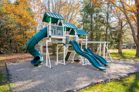 Fireside Lodge House in Deep Creek Lake