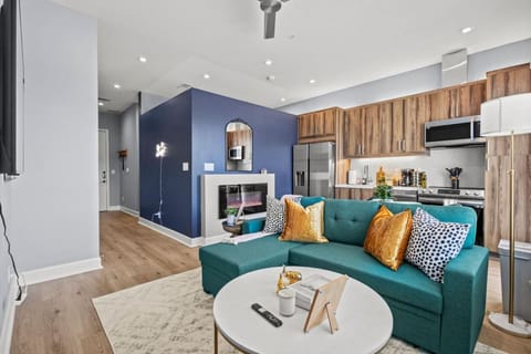 Seating area, fireplace