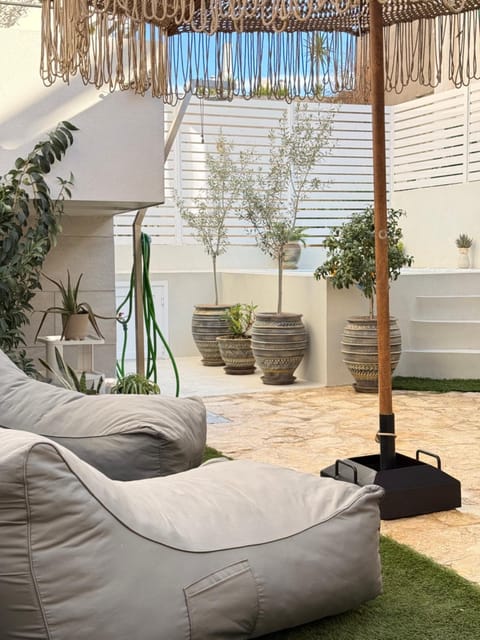 Myronos suite with jacuzzi Apartment in Pireas