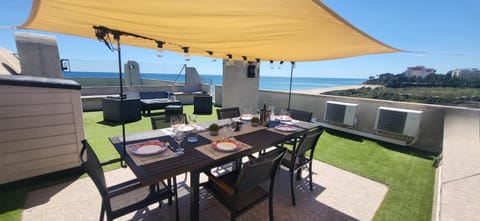 Patio, Sea view