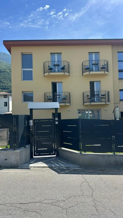 Property building, Balcony/Terrace