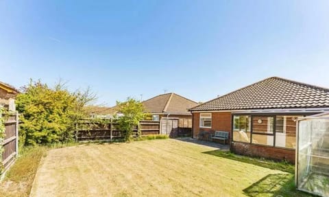 24 Lancaster Rise, Mundesley House in Mundesley