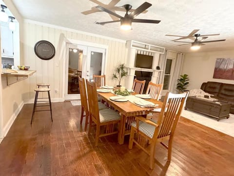 Cozy Home In Lawrenceville House in Lawrenceville