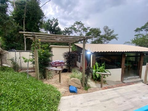 Entre a serra e o mar! Casa próx as melhores praias do Rio! House in Rio de Janeiro