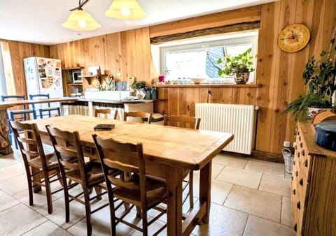 Dining area, Meals, kitchen
