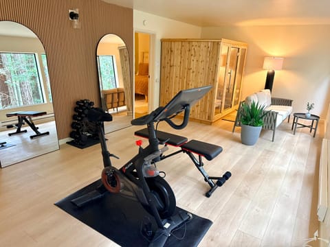 Serene Redwood Retreat with Sauna, Gym & Hot Tub House in Sonoma County