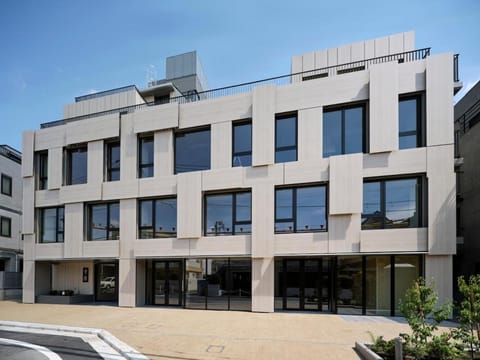 Property building, Day