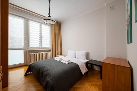 Bed, Photo of the whole room, Bedroom, internet, towels