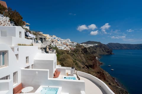 Property building, Natural landscape, View (from property/room), Balcony/Terrace, Sea view