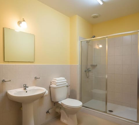 Apartment near Industrial City Apartment in Al Sharjah