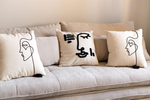 Picasso 1, Duplex 5 people - WiFi - Air conditioning Apartment in Mougins