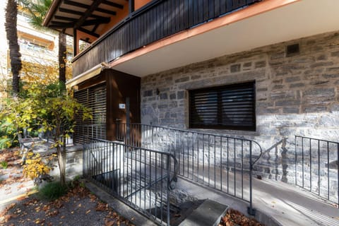 Florida Ascona Rooms by Quokka 360 - Close to Lake and City Apartment in Ascona