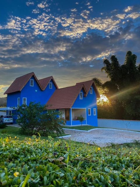 Property building, Garden view, Sunset