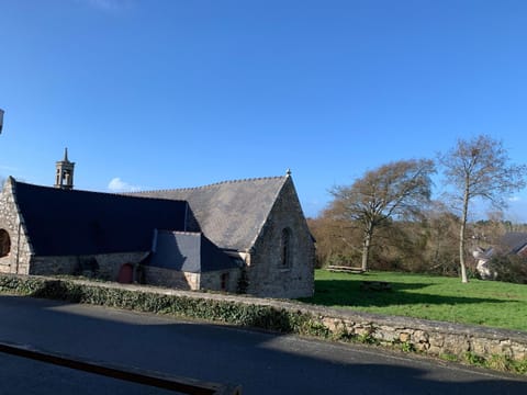 Les Chambres de la Chapelle Bed and Breakfast in Crozon