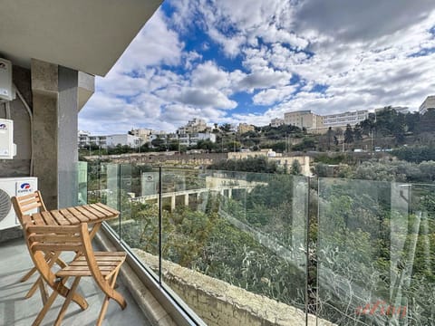 Day, Natural landscape, View (from property/room), Balcony/Terrace