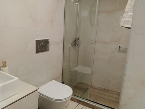 S & P Living Apartment in Heraklion