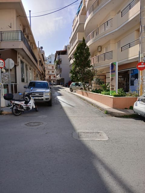 S & P Living Apartment in Heraklion