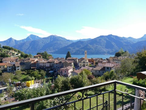 Day, Natural landscape, Lake view, Mountain view