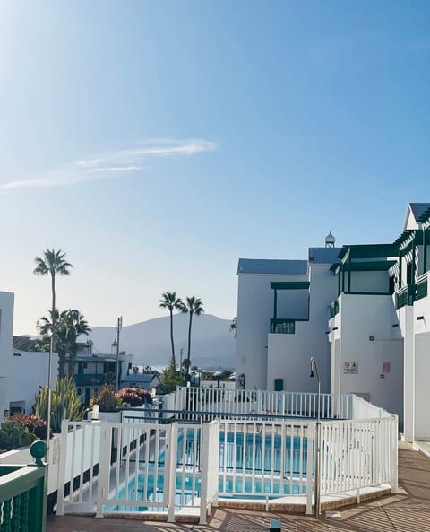 Property building, Day, Natural landscape, View (from property/room), Balcony/Terrace, Mountain view, Pool view, Sea view, Swimming pool, sunbed