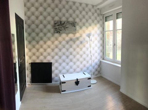 appartement centre ville de FOUGERES Apartment in Fougères