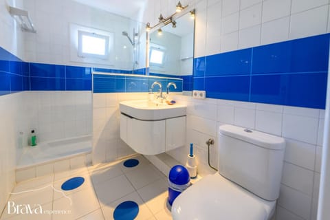 Shower, Toilet, Bathroom, bidet