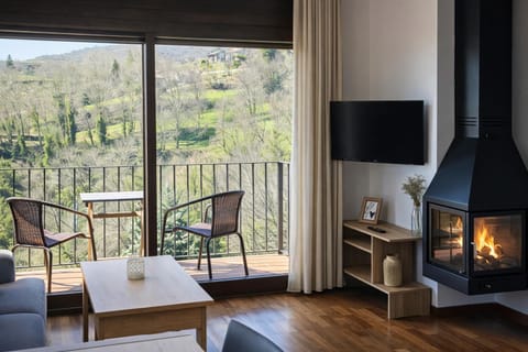 View (from property/room), Living room, Dining area