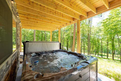 Honey Hole House in Deep Creek Lake