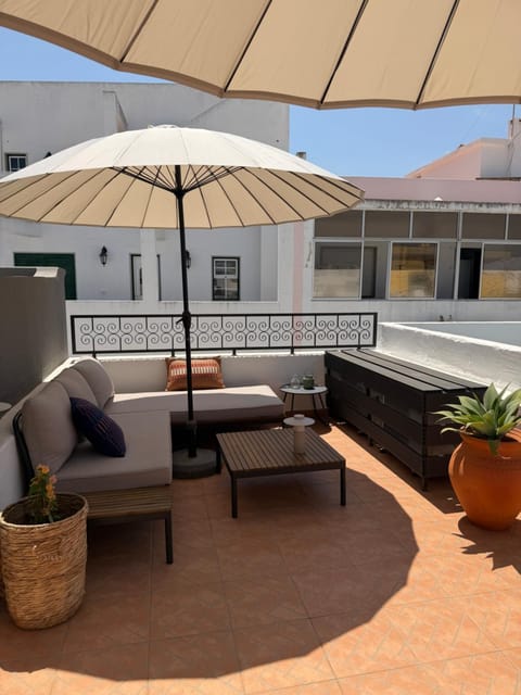 Patio, Balcony/Terrace, Seating area
