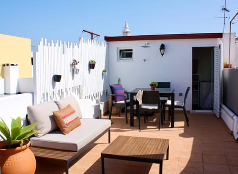 Patio, Balcony/Terrace, Dining area, City view