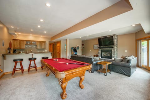 Husky Hideaway House in Deep Creek Lake