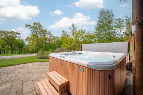 Husky Hideaway House in Deep Creek Lake