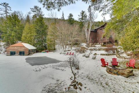 Great for Gatherings! Lakefront Ticonderoga Villa Villa in Eagle Lake