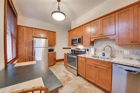 Ski and Explore! Charming Downtown Wallace Condo Apartment in Wallace