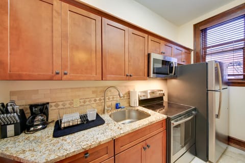 Epic Silver Valley Basecamp Steps to Dtwn Fun! Apartment in Wallace