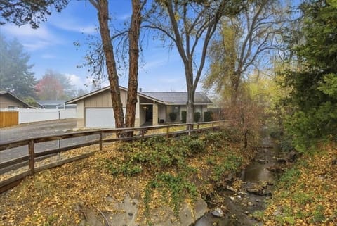 Stay in the heart of Medford House in Medford