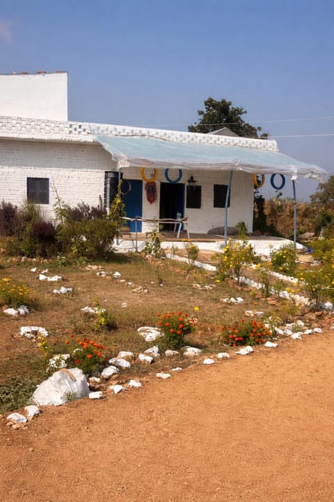 Property building, Garden, Garden view