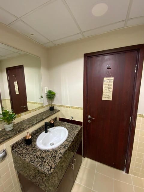 palm tree Jbr Apartment in Dubai