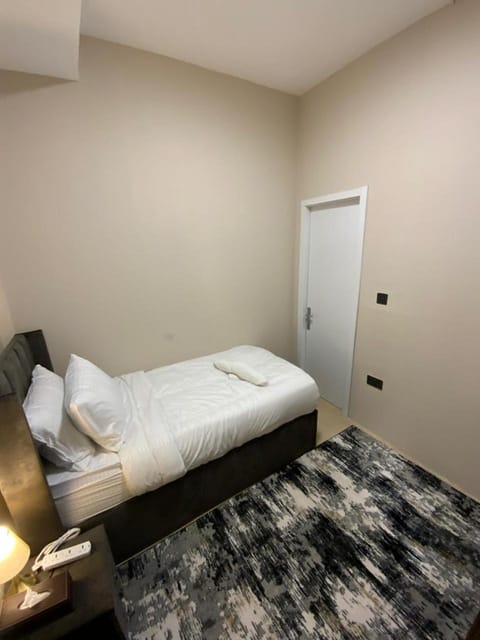 palm tree Jbr Apartment in Dubai