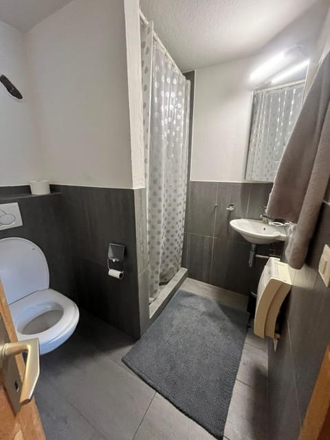 Apartment in Klosters to Rent for WEF week 19 thru 24 Apartment in Vorarlberg, Austria