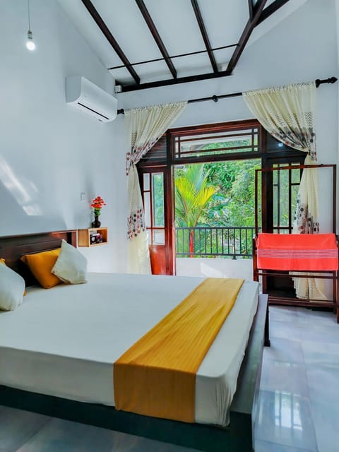 Bedroom, air conditioner